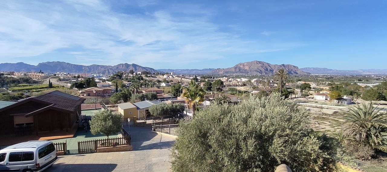 Te koop Finca Bigastro € 469.000,-