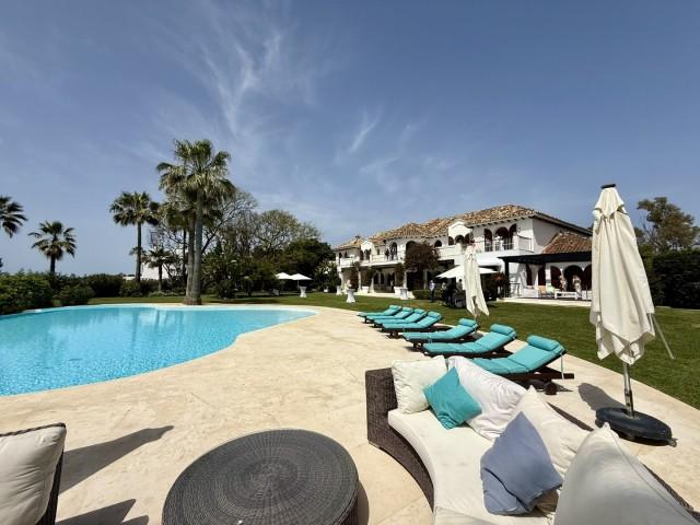 Te koop Villa Costa Del Sol Estepona € 11.900.000,-