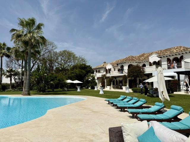 Te koop Villa Costa Del Sol Estepona € 11.900.000,-