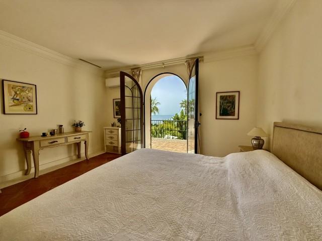 Te koop Villa Costa Del Sol Estepona € 11.900.000,-