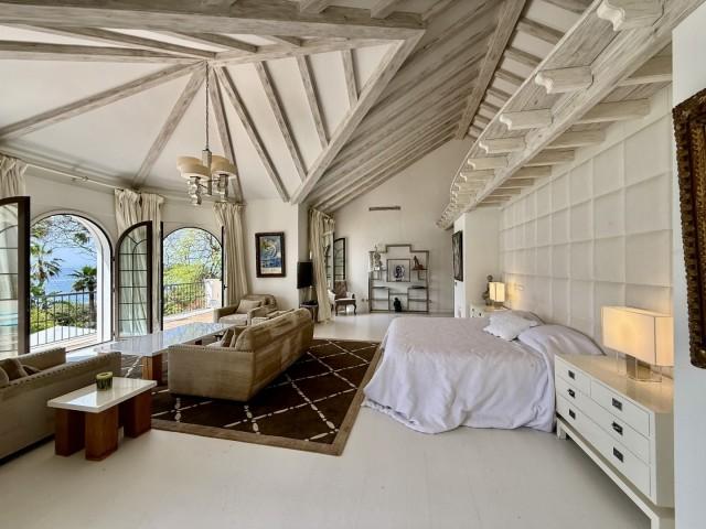 Te koop Villa Costa Del Sol Estepona € 11.900.000,-