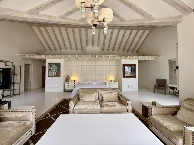 Te koop Villa Costa Del Sol Estepona € 11.900.000,-