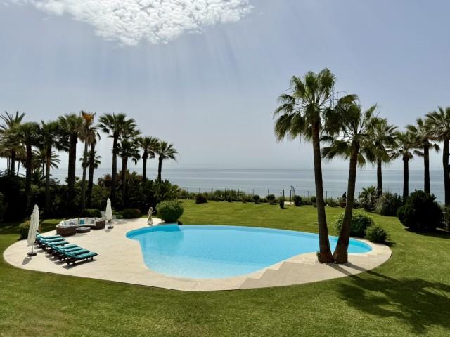 Te koop Villa Costa Del Sol Estepona € 11.900.000,-