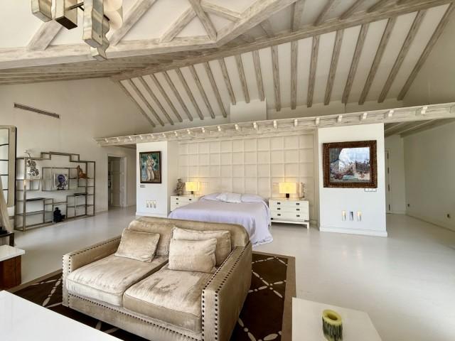 Te koop Villa Costa Del Sol Estepona € 11.900.000,-