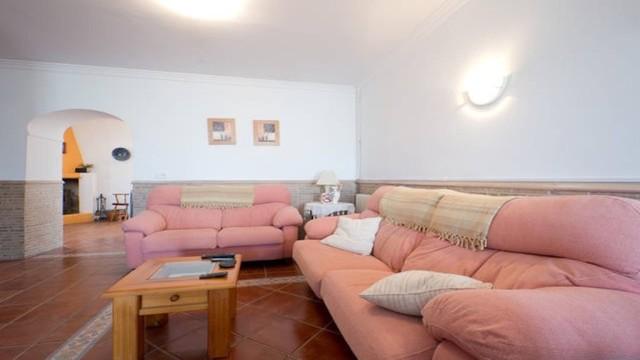 Te koop Herenhuis Costa Del Sol Játar € 270.000,-