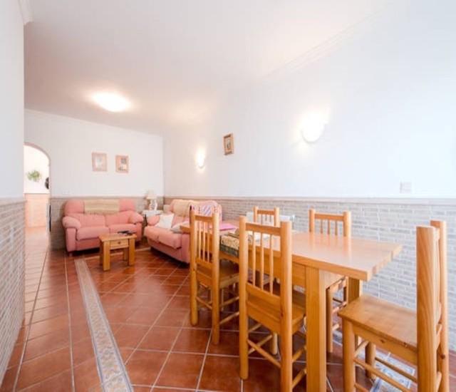 Te koop Herenhuis Costa Del Sol Játar € 270.000,-