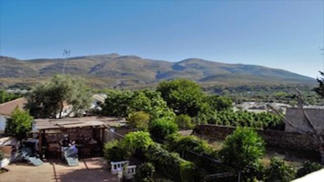 Te koop Herenhuis Costa Del Sol Játar € 270.000,-