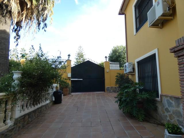 Te koop Villa Costa Del Sol Alhaurín De La Torre € 850.000,-