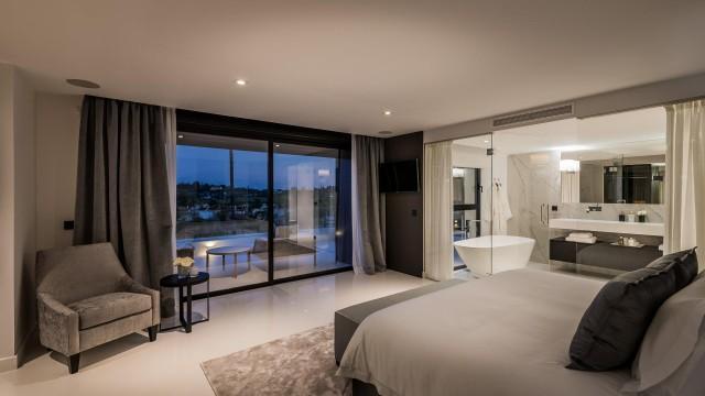 Te koop Vrijstaande Villa Costa Del Sol Nueva Andalucía € 5.995.000,-