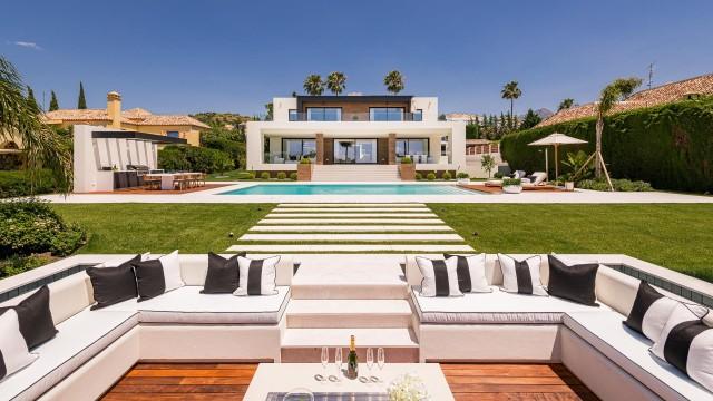 Te koop Vrijstaande Villa Costa Del Sol Nueva Andalucía € 5.995.000,-