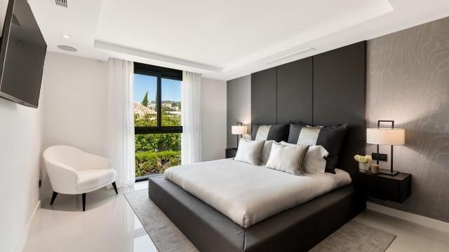 Te koop Vrijstaande Villa Costa Del Sol Nueva Andalucía € 5.995.000,-