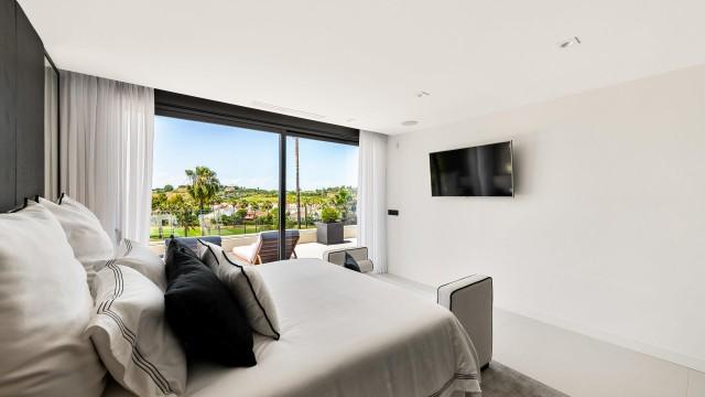Te koop Vrijstaande Villa Costa Del Sol Nueva Andalucía € 5.995.000,-