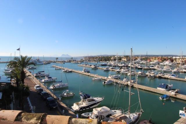 Te koop Penthouse Costa Del Sol Puerto De Sotogrande € 1.850.000,-
