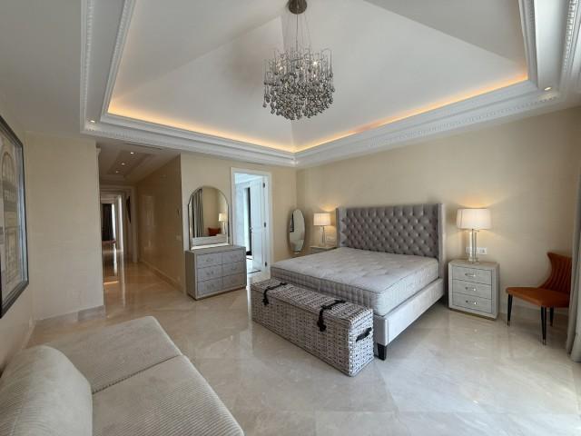 Te koop Herenhuis Costa Del Sol Golden Mile € 11.950.000,-