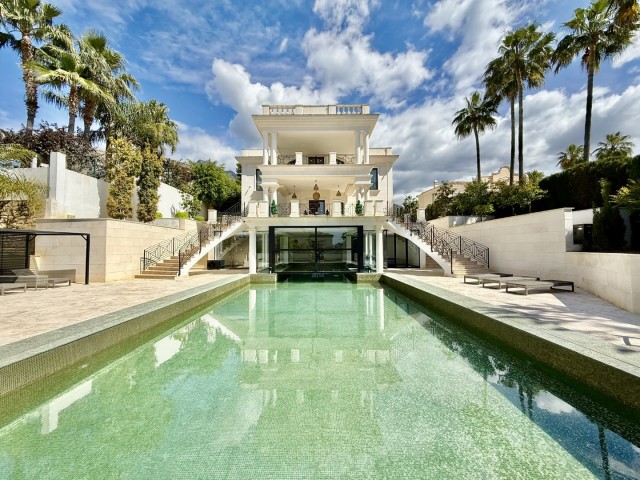Te koop Herenhuis Costa Del Sol Golden Mile € 11.950.000,-