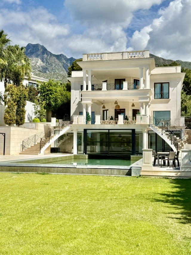 Te koop Herenhuis Costa Del Sol Golden Mile € 11.950.000,-