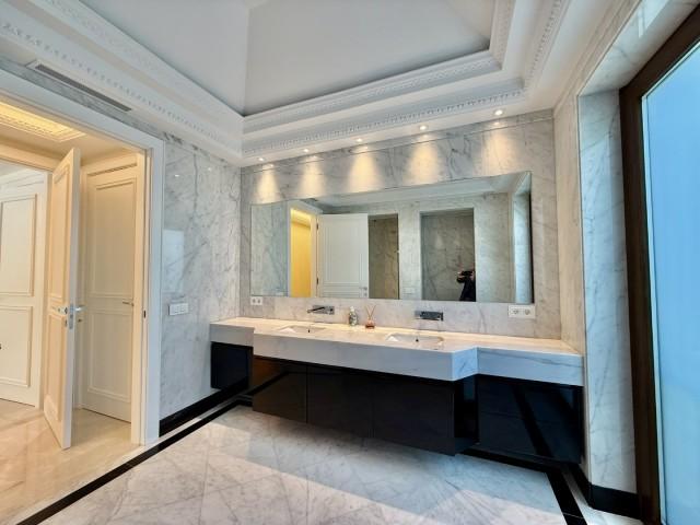 Te koop Herenhuis Costa Del Sol Golden Mile € 11.950.000,-