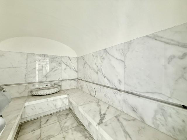 Te koop Herenhuis Costa Del Sol Golden Mile € 11.950.000,-