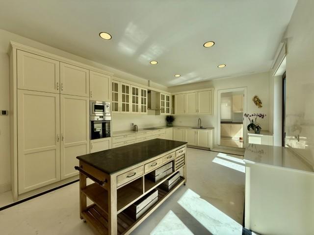 Te koop Herenhuis Costa Del Sol Golden Mile € 11.950.000,-