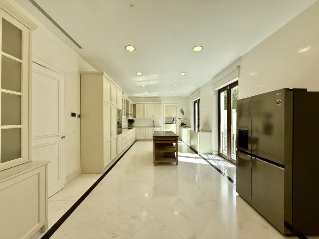 Te koop Herenhuis Costa Del Sol Golden Mile € 11.950.000,-