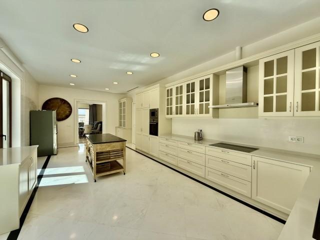 Te koop Herenhuis Costa Del Sol Golden Mile € 11.950.000,-