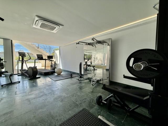 Te koop Herenhuis Costa Del Sol Golden Mile € 11.950.000,-
