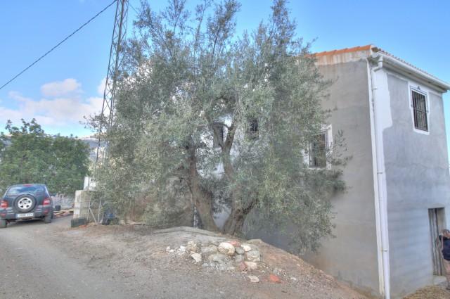 Te koop Country Home Costa Del Sol Cútar € 103.000,-