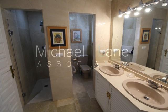 Te koop Vrijstaande Villa Costa Del Sol Sotogrande Alto € 1.850.000,-