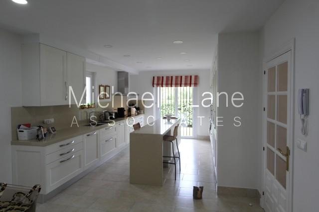 Te koop Vrijstaande Villa Costa Del Sol Sotogrande Alto € 1.850.000,-