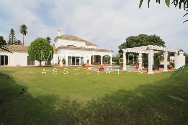 Te koop Vrijstaande Villa Costa Del Sol Sotogrande Alto € 1.850.000,-