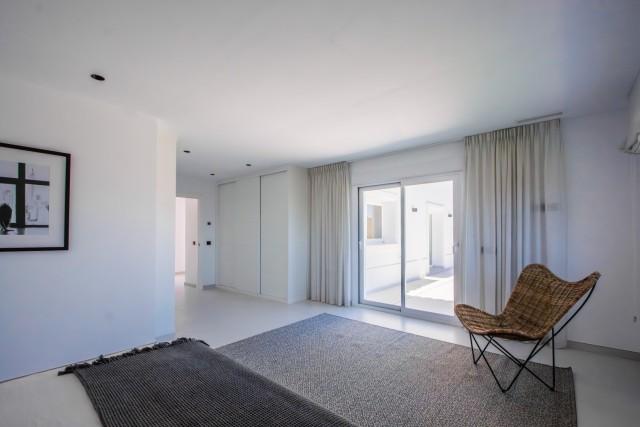 Te koop Vrijstaande Villa Costa Del Sol Marbella East € 2.195.000,-