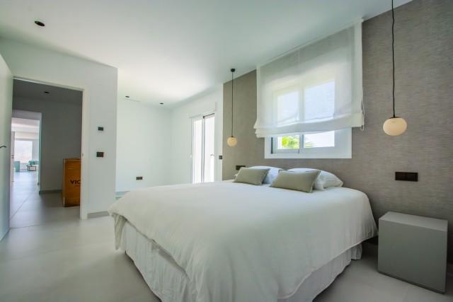 Te koop Vrijstaande Villa Costa Del Sol Marbella East € 2.195.000,-