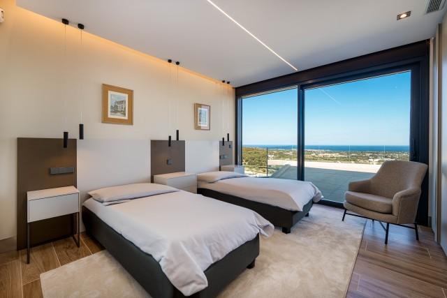 Te koop Vrijstaande Villa Costa Del Sol La Reserva € 4.750.000,-
