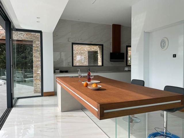 Te koop Villa Costa Del Sol San Roque Golf Club € 4.500.000,-