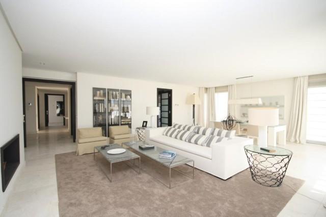 Te koop Duplex penthouse Costa Del Sol La Hacienda Valderrama € 750.000,-