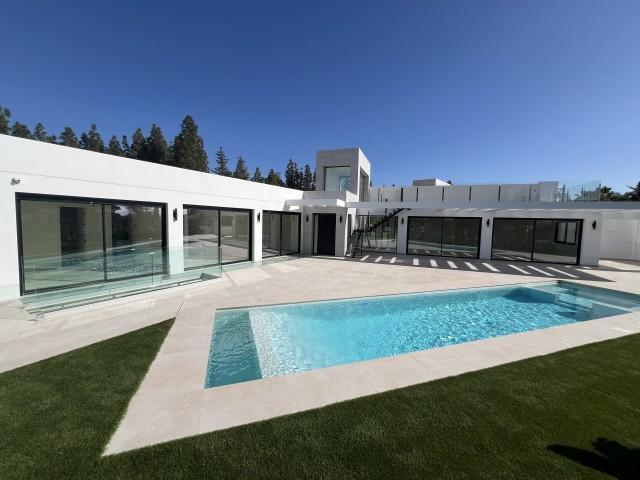 Te koop Villa Costa Del Sol El Chaparral € 2.548.000,-