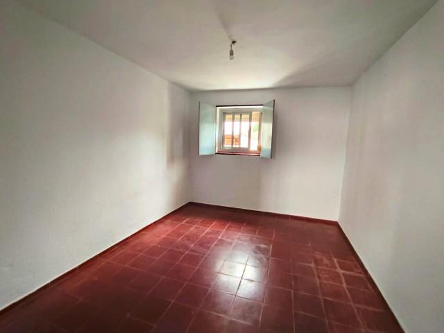 Te koop Halfvrijstaand Costa Del Sol Castellar De La Frontera € 255.000,-
