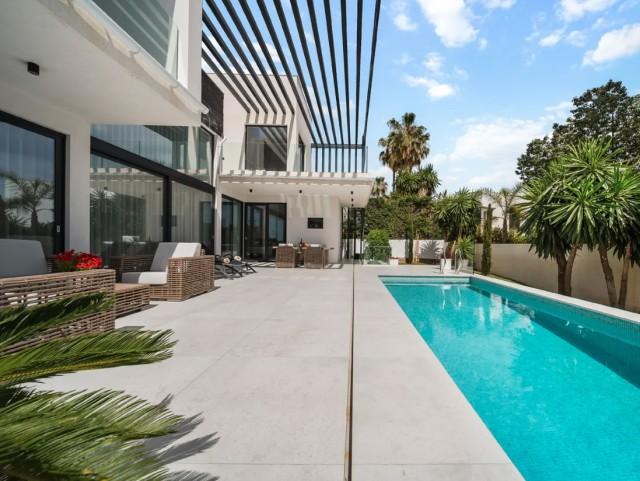 Te koop Villa Costa Del Sol Marbesa € 3.695.000,-