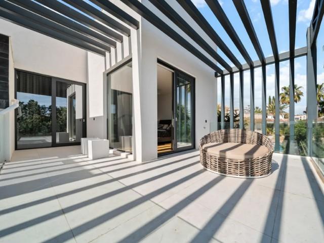 Te koop Villa Costa Del Sol Marbesa € 3.695.000,-