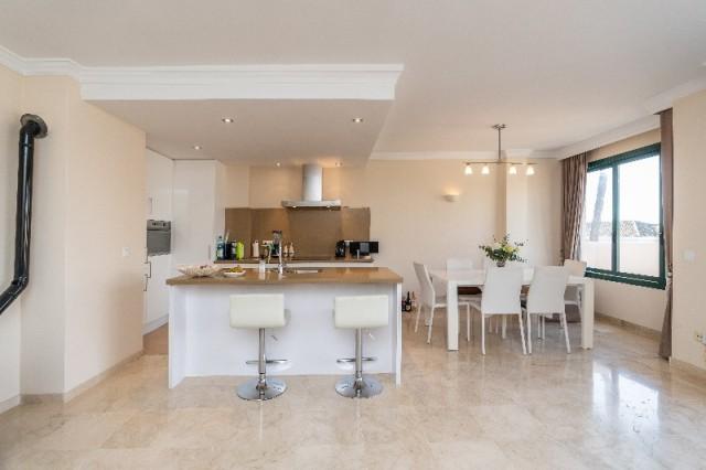 Te koop Appartement Costa Del Sol Elviria € 385.000,-