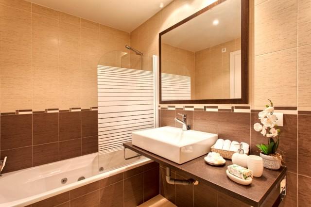 Te koop Herenhuis Costa Del Sol Estepona € 250.000,-
