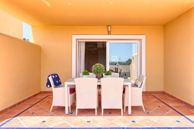 Te koop Herenhuis Costa Del Sol Estepona € 250.000,-