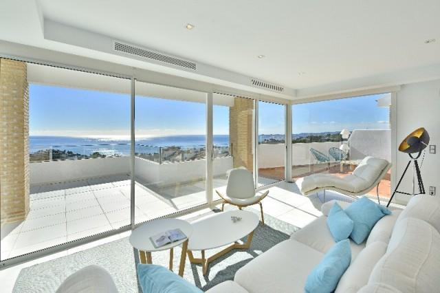 Te koop Villa Costa Del Sol Benalmádena Costa € 705.000,-