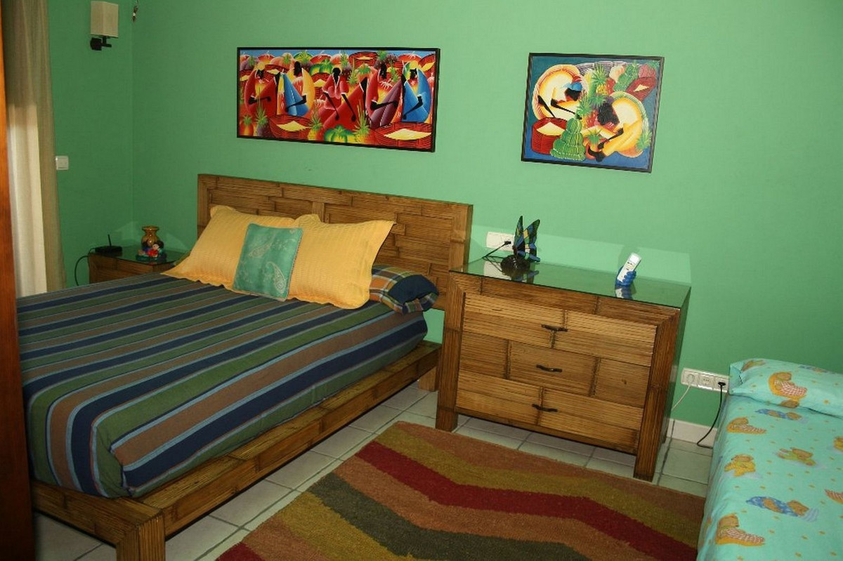 For sale Finca - Cortijo Costa Del Sol Estepona € 2.200.000,-