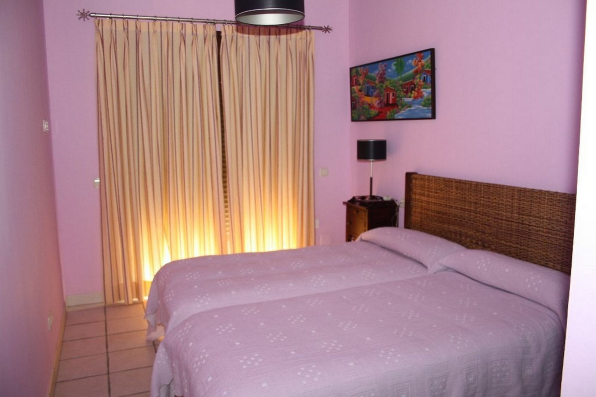 For sale Finca - Cortijo Costa Del Sol Estepona € 2.200.000,-