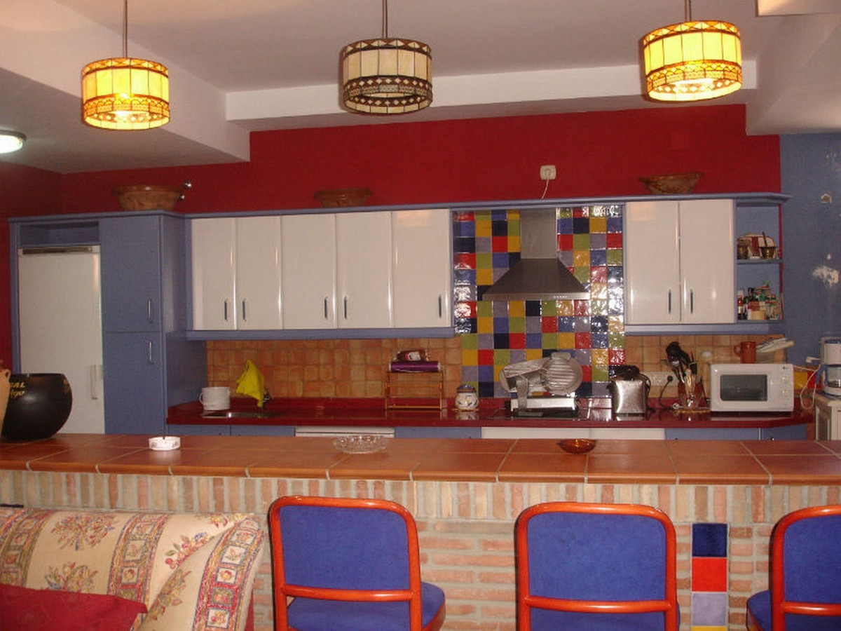 For sale Finca - Cortijo Costa Del Sol Estepona € 2.200.000,-