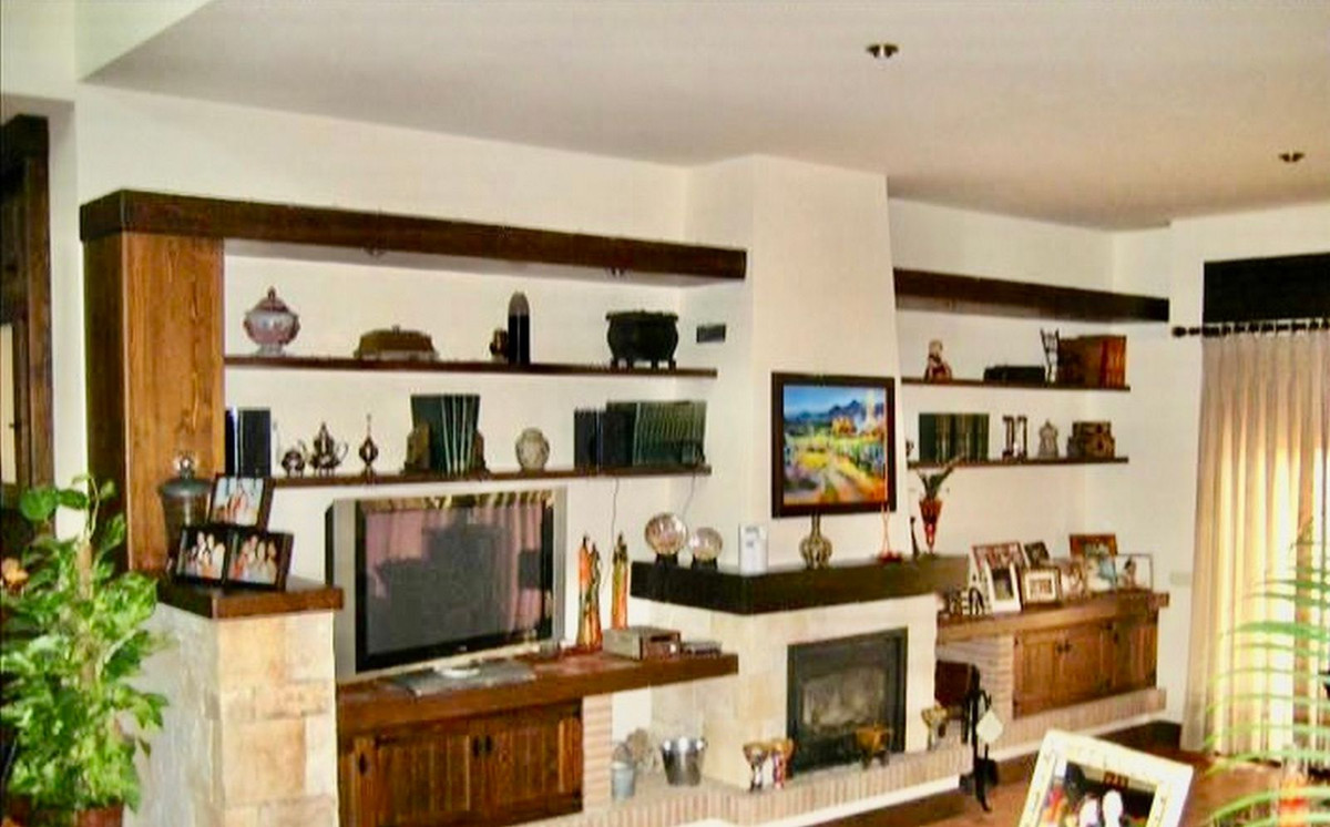 For sale Finca - Cortijo Costa Del Sol Estepona € 2.200.000,-