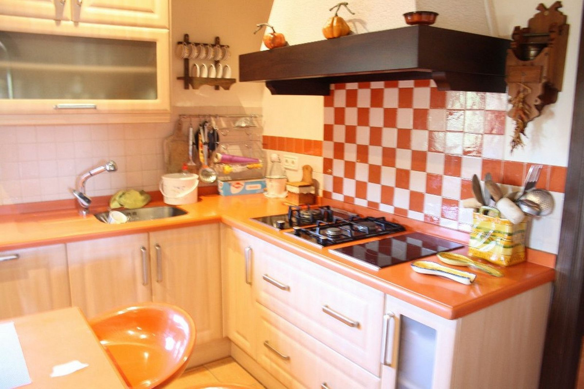 For sale Finca - Cortijo Costa Del Sol Estepona € 2.200.000,-