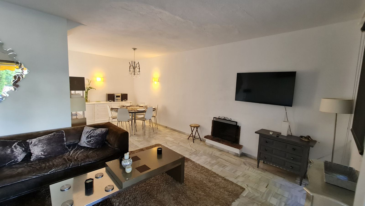 Te koop Herenhuis Costa Del Sol Nueva Andalucía € 580.000,-