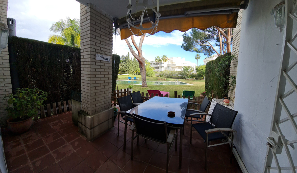 Te koop Herenhuis Costa Del Sol Nueva Andalucía € 580.000,-